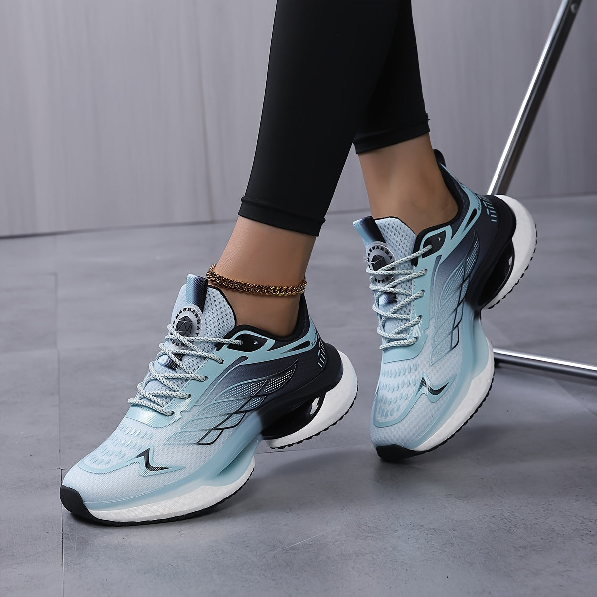 Eleanor – Lightweight & Supportive Sneakers for All-Day Comfort